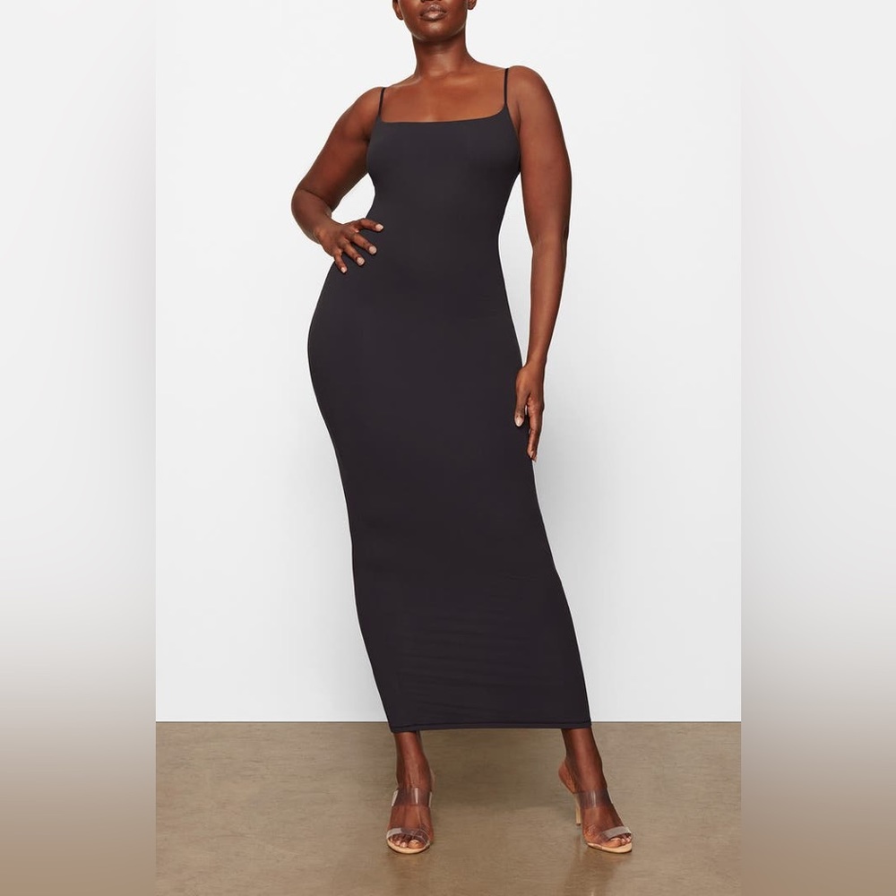 NWT Skims Fits Everybody Slipdress in Onyx Size S